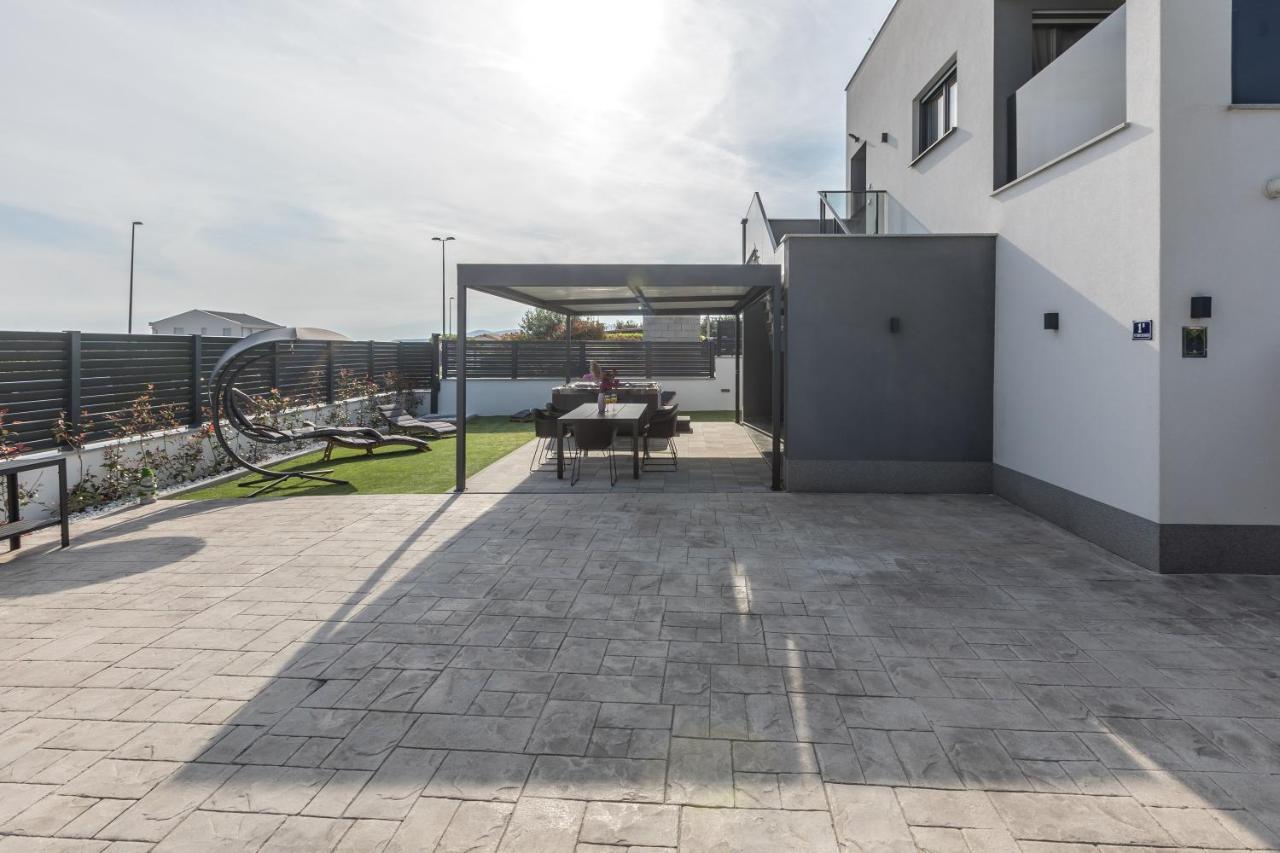 Luxury Apartments Katarina Kastela Exterior photo