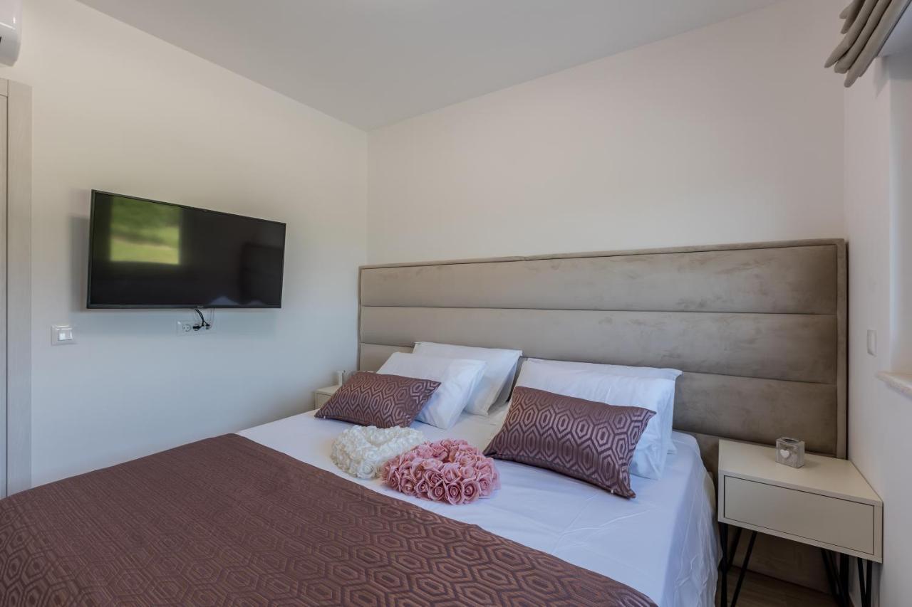 Luxury Apartments Katarina Kastela Exterior photo